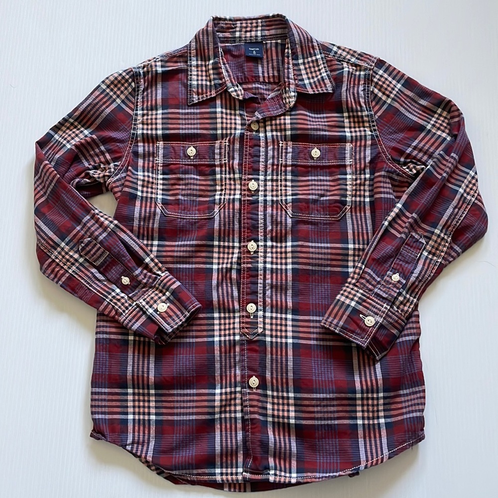 Gap kids burgundy, navy and white plaid button down, cotton shirt. Boy’s medium